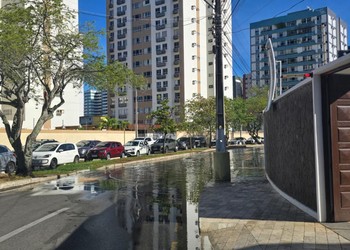 Aracaju tem alerta de maré alta, chuvas intensas e possibilidade de inundações