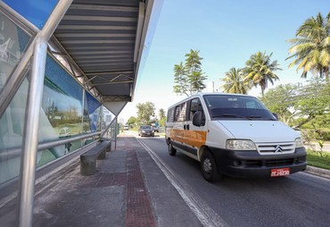 SMTT convoca permissionários do transporte escolar para regularização de alvarás vencidos