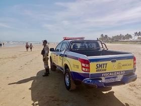 Motoristas podem receber multa de R$130 caso circulem na areia das praias em Aracaju