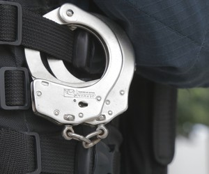 Mulher denuncia tentativa de agressão com arma de fogo pelo companheiro na Grande Aracaju