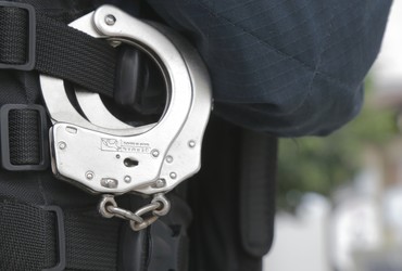 Homem é preso após tentativa de feminicídio durante festejo junino em Tobias Barreto