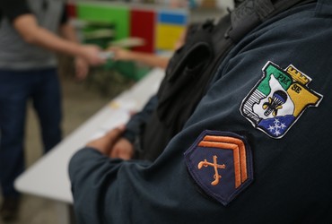 Homem é detido após agredir ex-companheira e a própria filha durante confraternização em Malhada dos Bois