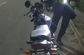 Moto com sinais de adulteração é apreendida durante operação policial em Indiaroba