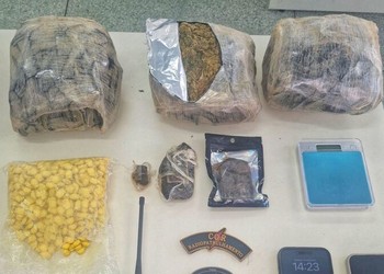 Suspeito de tráfico é preso com drogas em condomínio no Inácio Barbosa