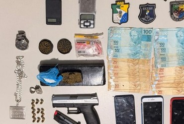 Casal suspeito de tráfico é preso com drogas, armas e R$ 3 mil em Estância
