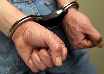 Suspeito de violência doméstica é preso após perseguir esposa no Conjunto Jardim