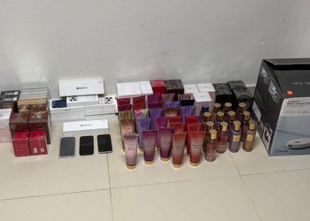 PRF apreende celulares e cosméticos importados sem nota fiscal em Umbaúba