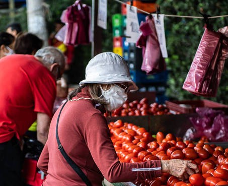 Com lenta desaceleração, alta de preços deve persistir nos próximos meses