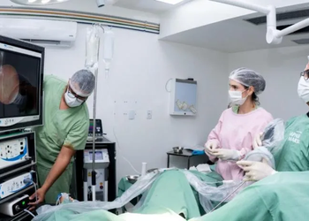 Sergipe realiza procedimento inédito para tratamento de cálculos urinários no interior do estado