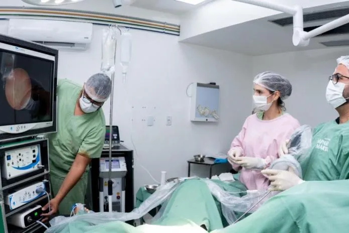 Sergipe realiza procedimento inédito para tratamento de cálculos urinários no interior do estado