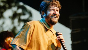 Saulo leva música e energia a Aracaju em show eletrizante neste sábado (7)