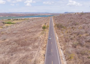 Homem é preso por danificar asfalto de rodovia estadual com picareta em Sergipe