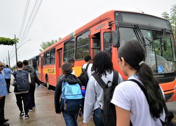 Assembleia Legislativa aprova projeto que limita a 10 anos a vida útil de veículos do transporte escolar