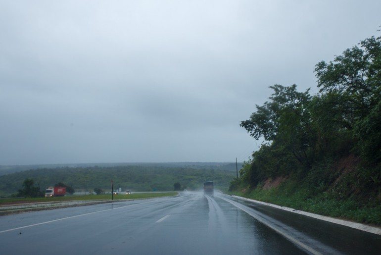 Sergipe tem previsão de chuvas moderadas nesta terça (14)
