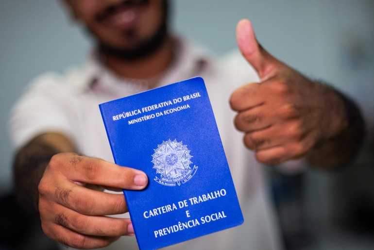 Sergipe divulga 687 novas vagas de emprego; confira