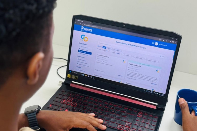 Mais de 900 vagas estão disponíveis na plataforma GO Sergipe