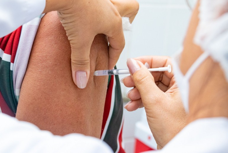 Idosos podem participar de teste de nova vacina contra gripe em Sergipe