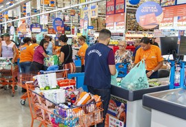 Setor de comércio e serviços avança em Sergipe, aponta IBGE