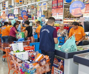 Setor de comércio e serviços avança em Sergipe, aponta IBGE