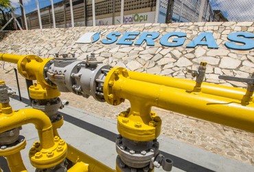 Alese aprova projeto que permite ao Estado assumir controle total da Sergas