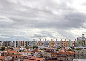 Previsão indica semana com céu parcialmente nublado e possibilidade de chuvas em Sergipe