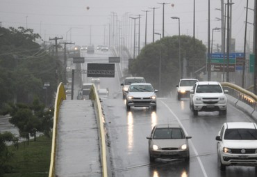 Defesa Civil da Barra dos Coqueiros emite alerta para previsão de chuvas intensas nesta sexta-feira (21)