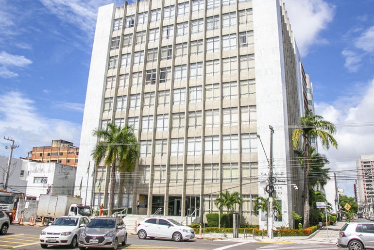 Justiça determina suspensão da greve dos professores da rede estadual em Sergipe