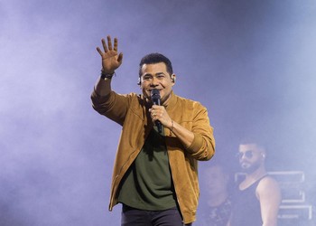 Batista Lima, Zé Cantor e Erivaldo de Carira se apresentam no Arraiá do Povo neste domingo (14)