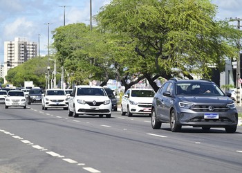 Encerra em 28 de novembro o prazo para licenciamento de veículos com placa final 0