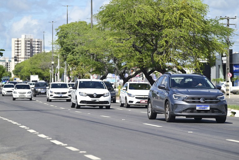 Encerra em 28 de novembro o prazo para licenciamento de veículos com placa final 0