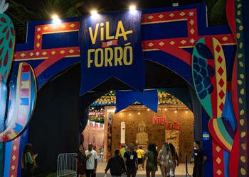 Vila do Forró tem programação especial nesta segunda-feira com shows, quadrilha e espetáculos culturais