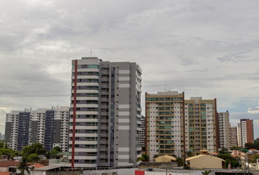 Fim de semana deve ter sol entre nuvens e chance de chuva fraca em Sergipe