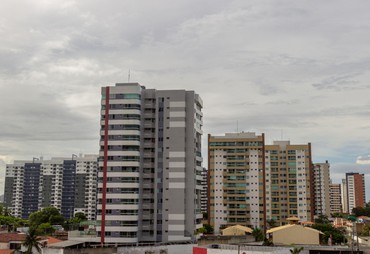 Fim de semana deve ter sol entre nuvens e chance de chuva fraca em Sergipe