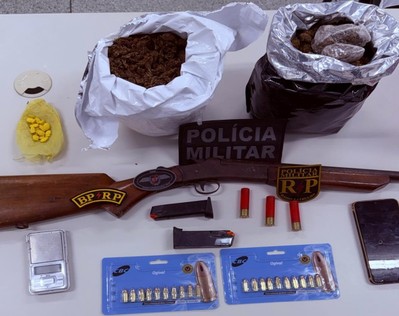 Homem é preso com drogas, munições e arma durante operação em Socorro