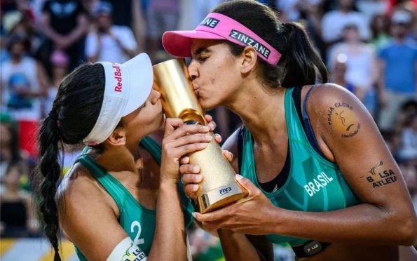 Sergipana Duda Lisboa e Ana Brasil são campeãs do mundial de vôlei de praia