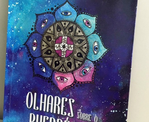 Livro discute período após o parto e a diversidade de sentimentos