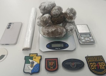Dupla é presa por tráfico de drogas durante patrulhamento no Porto Dantas