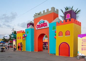 Vila da Criança começa na Orla de Atalaia com atrações gratuitas até 26 de outubro