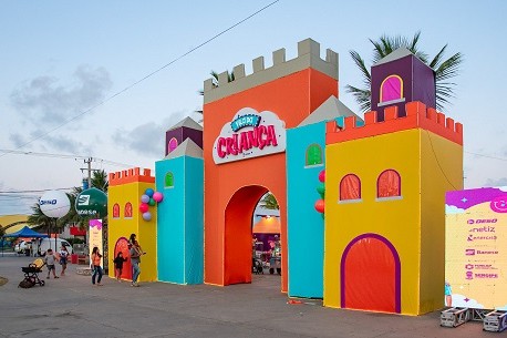 Vila da Criança começa na Orla de Atalaia com atrações gratuitas até 26 de outubro